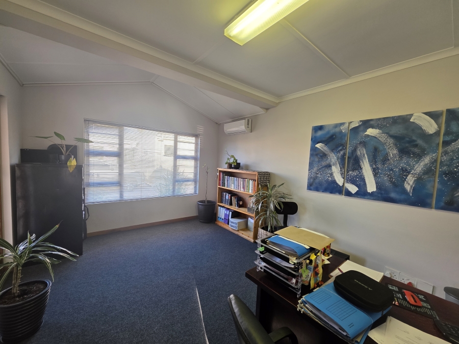 Commercial Property for Sale in Nahoon Eastern Cape